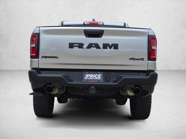 2025 RAM 1500 REBEL 照片 7