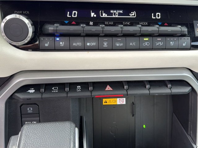 2024 Toyota SEQUOIA CAPSTONE 缩略图 39