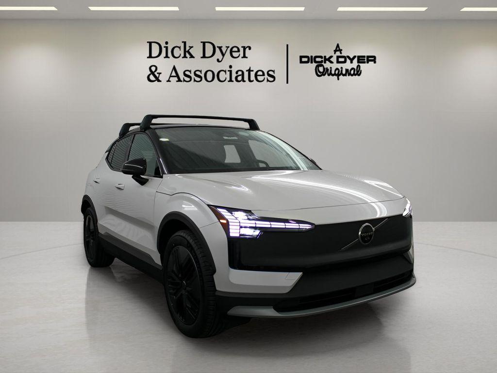 New 2026 Volvo EX30 TWIN MOTOR CROSS COUNTRY ULTRA