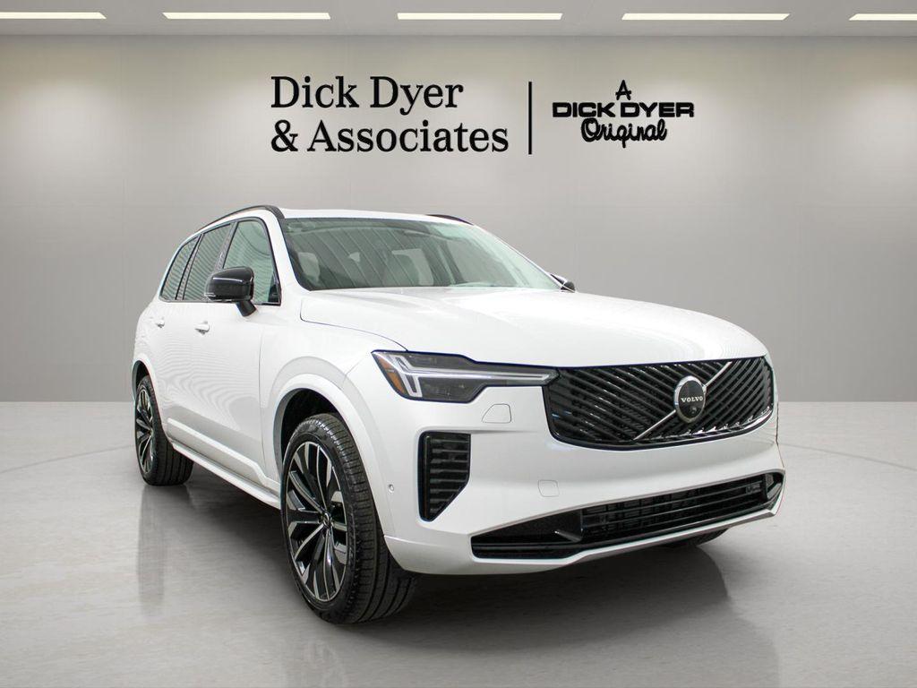 New 2026 Volvo XC90 B6 Ultra Dark Theme 7-Seater
