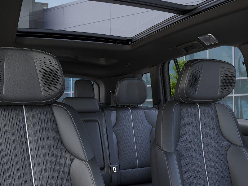 2027 Cadillac VISTIQ LUXURY 缩略图 24