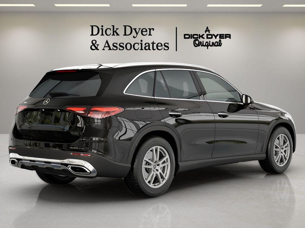 MERCEDES-BENZ GLC - 10