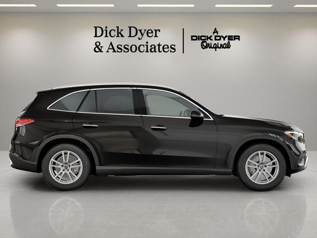 MERCEDES-BENZ GLC - 5