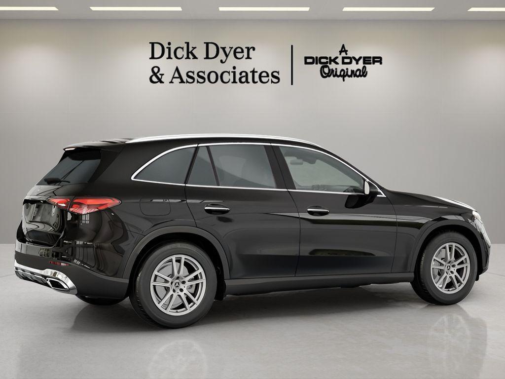 MERCEDES-BENZ GLC - 8