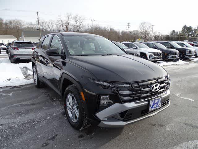 New 2026 Hyundai TUCSON SE