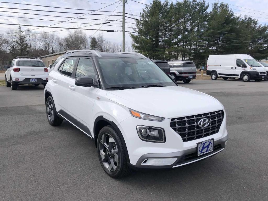 New 2026 Hyundai VENUE SEL