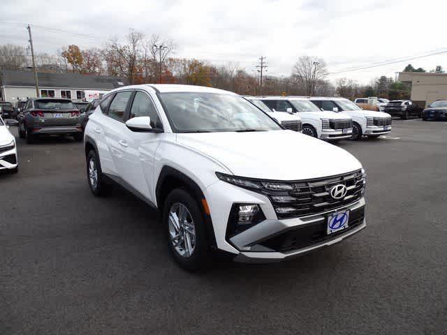New 2026 Hyundai TUCSON SE