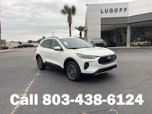 New 2026 Ford Escape PHEV SE