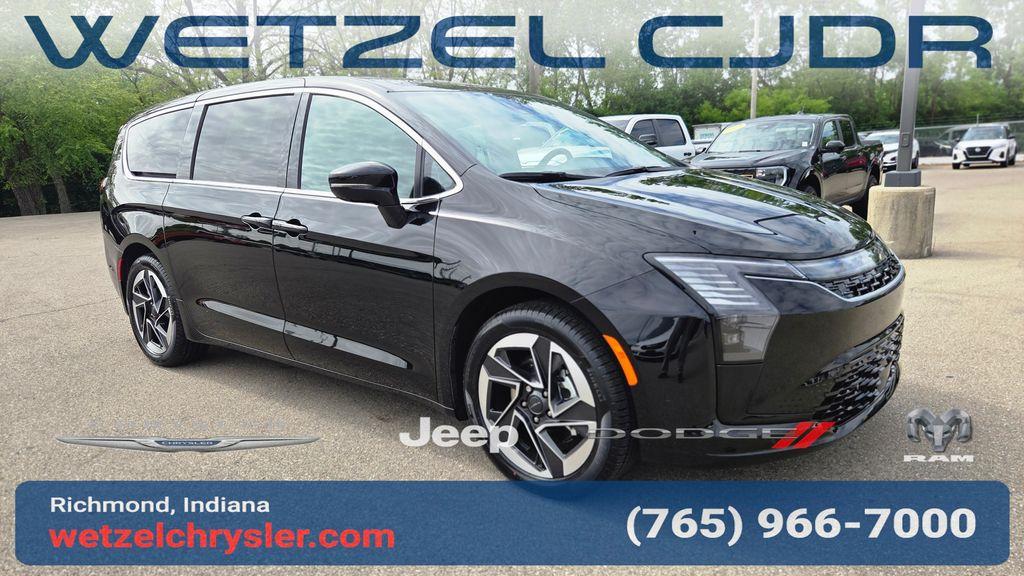 New 2027 Chrysler Pacifica LIMITED