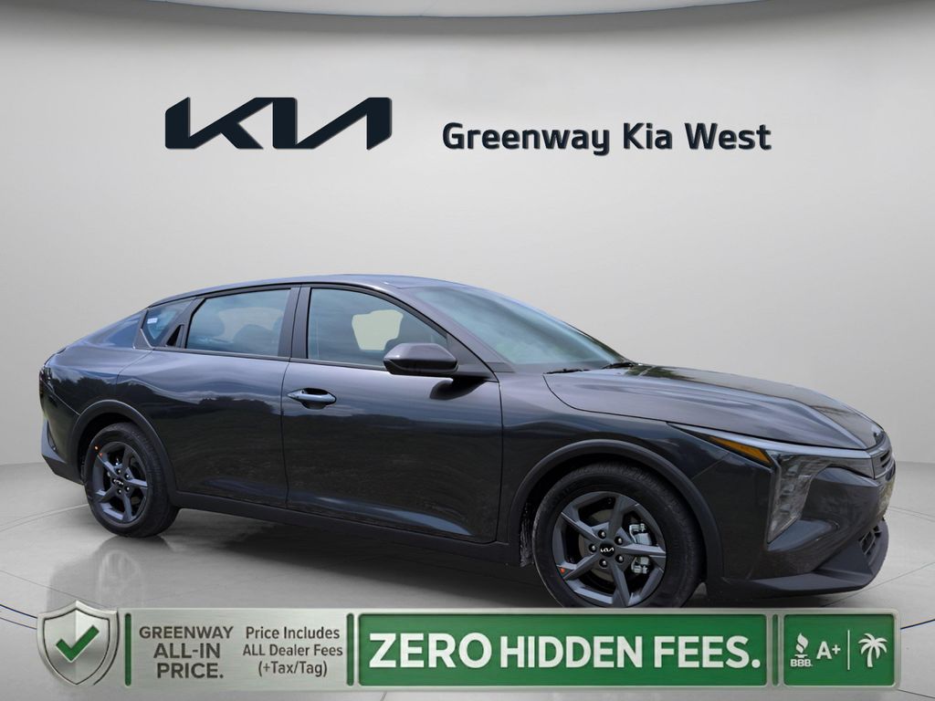 New 2026 Kia K4 LXS