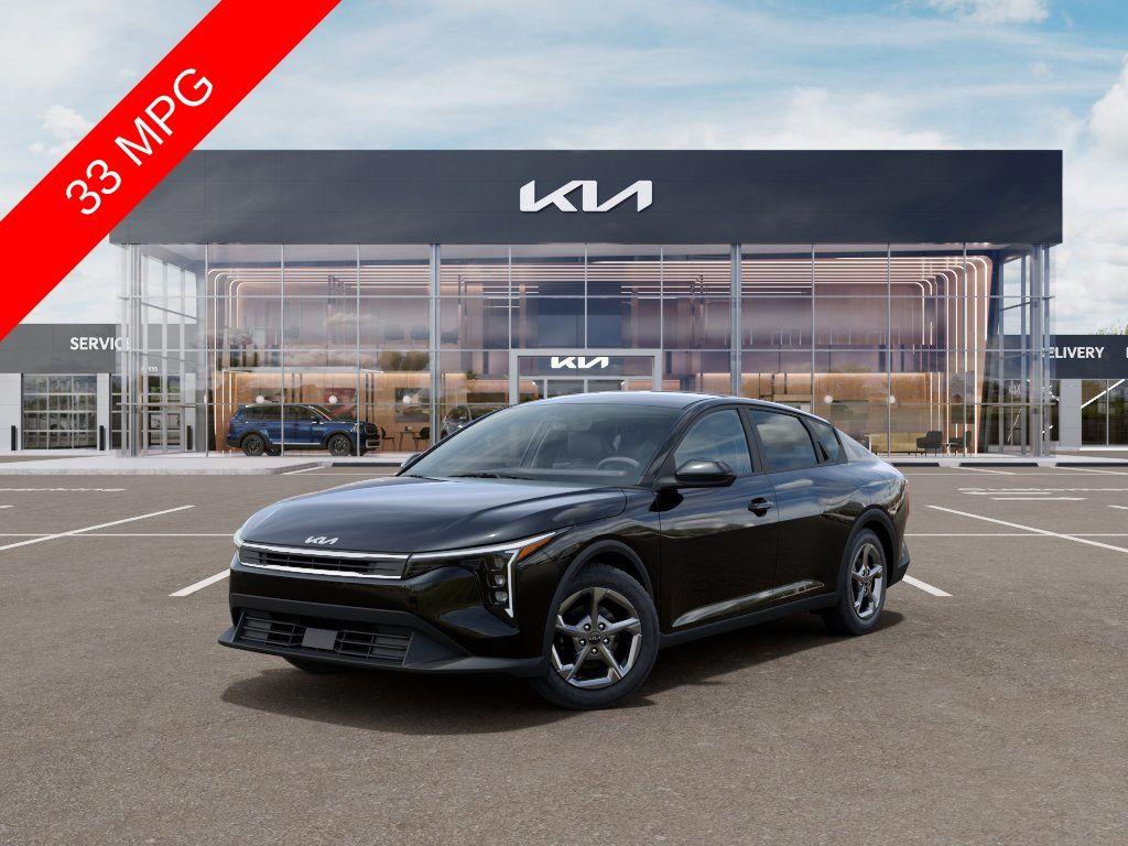 New 2026 Kia K4 LXS