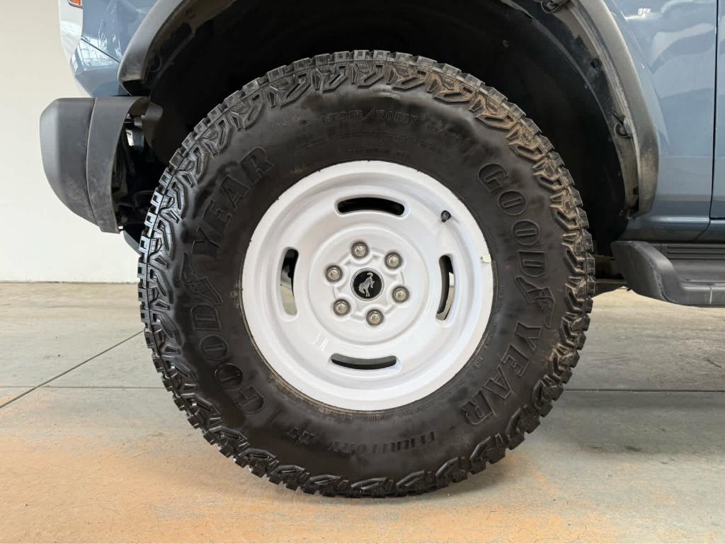 FORD BRONCO HERITAGE EDITION - 8