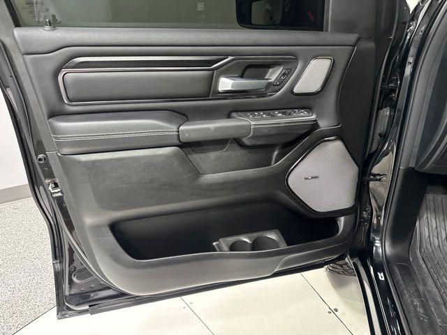 صورة مصغرة 13 لـ 2025 RAM 1500 REBEL