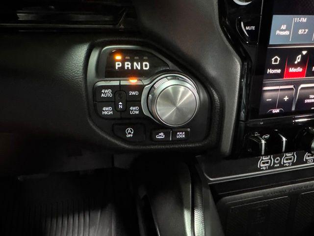 صورة مصغرة 22 لـ 2025 RAM 1500 REBEL