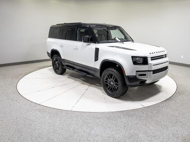 صورة مصغرة 31 لـ 2025 LAND Rover DEFENDER 130 P300 S