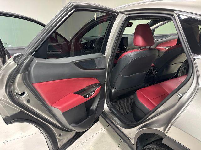 صورة 23 لـ 2022 Lexus NX 350H PREMIUM