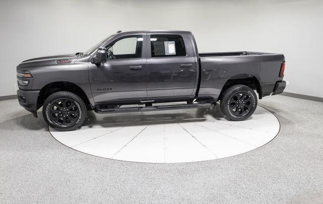 2025 RAM 2500 BIG HORN CREW CAB 4X4 6'4' BOX — миниатюра 30