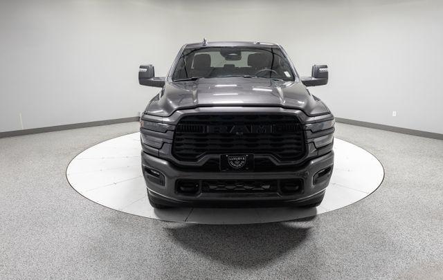 2025 RAM 2500 BIG HORN CREW CAB 4X4 6'4' BOX — миниатюра 25