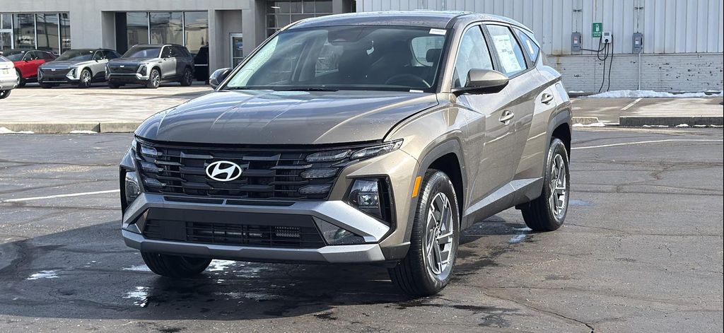 New 2026 Hyundai TUCSON Hybrid Blue SE