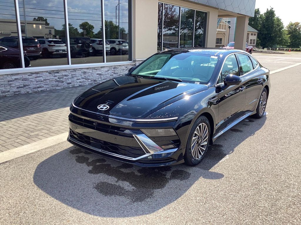 New 2026 Hyundai SONATA Hybrid Limited