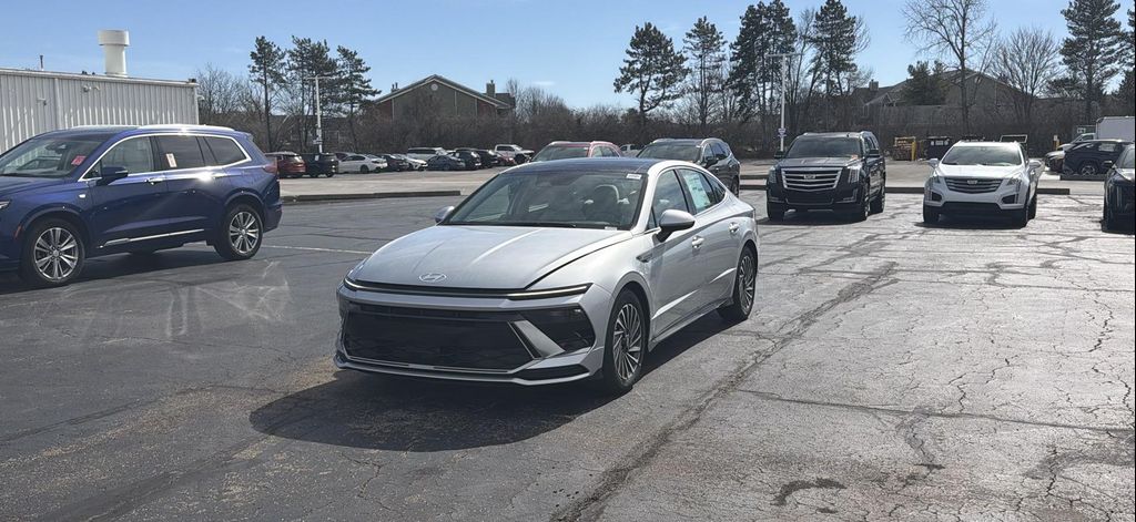 New 2026 Hyundai SONATA Hybrid SE