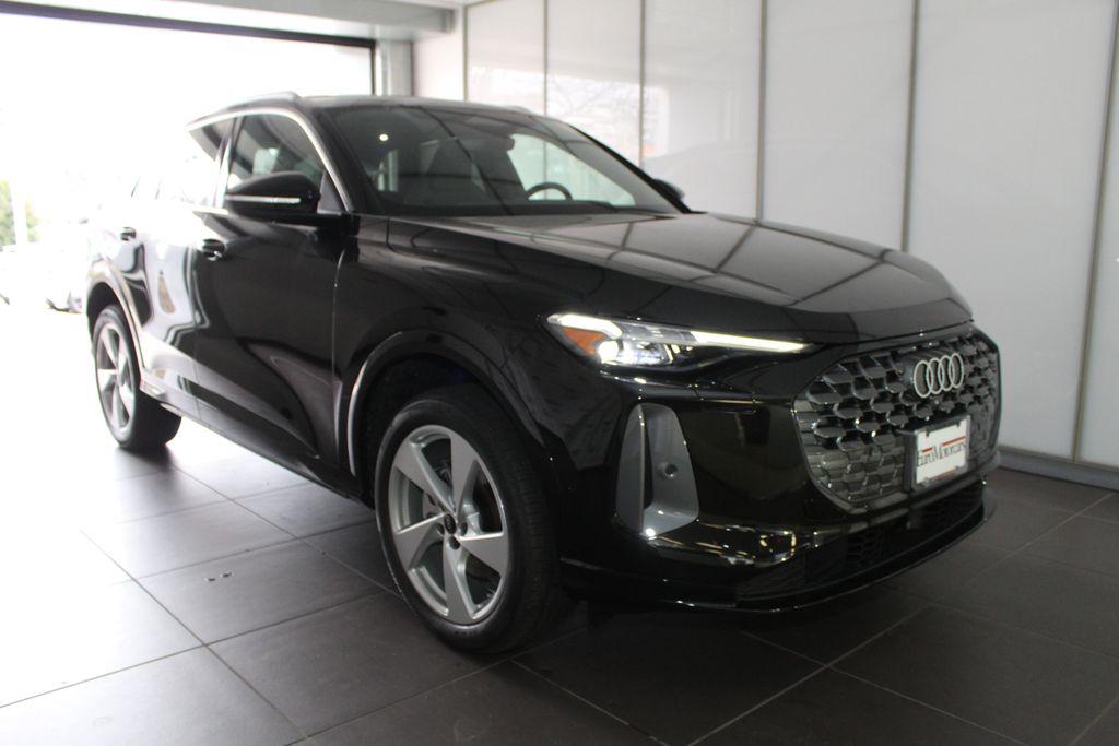 New 2025 Audi Q5 Premium Plus TFSI quattro S tronic