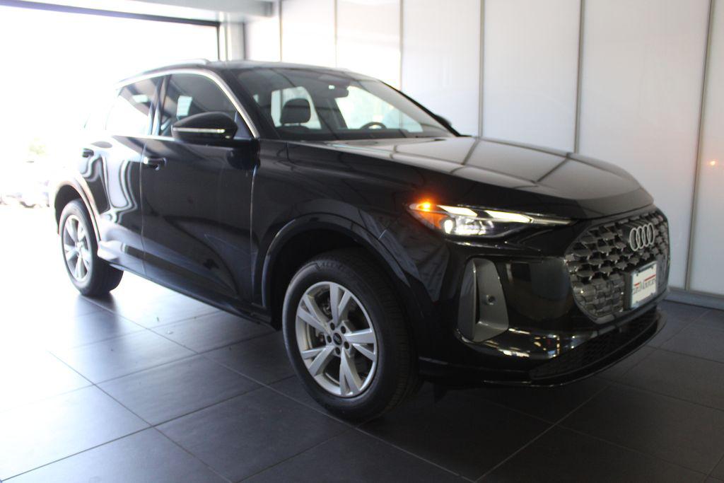 New 2025 Audi Q5 Premium TFSI quattro S tronic