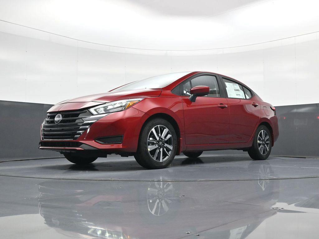 New 2025 Nissan Versa 1.6 SV