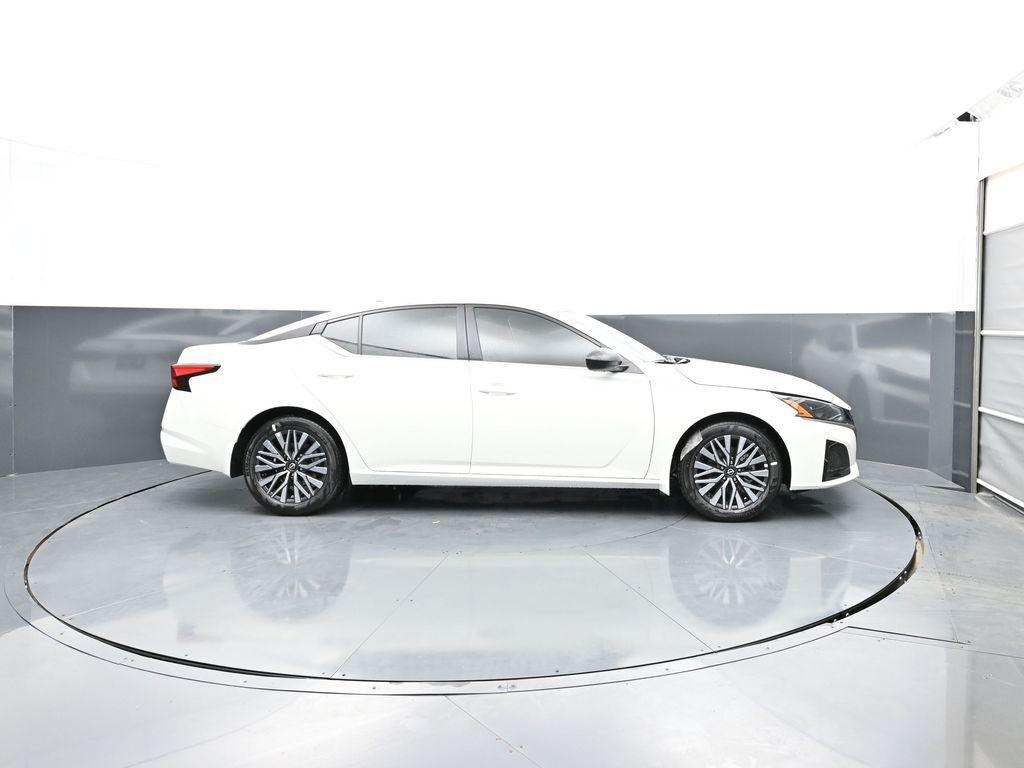 New 2026 Nissan Altima 2.5 SV