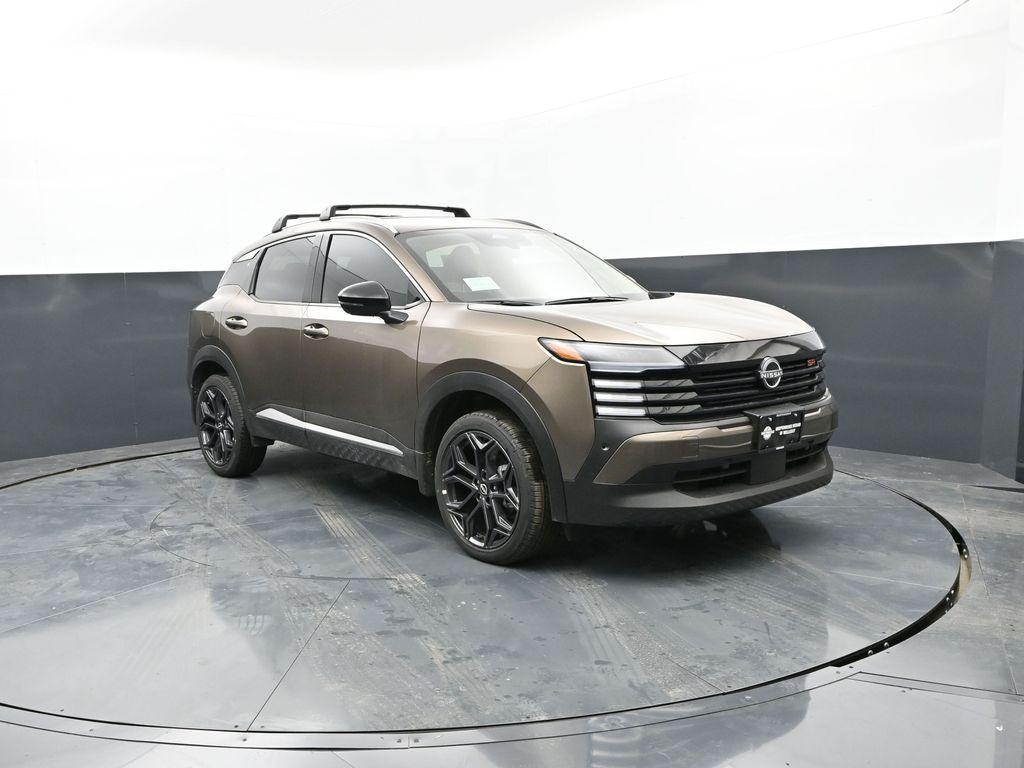 New 2026 Nissan Kicks SR