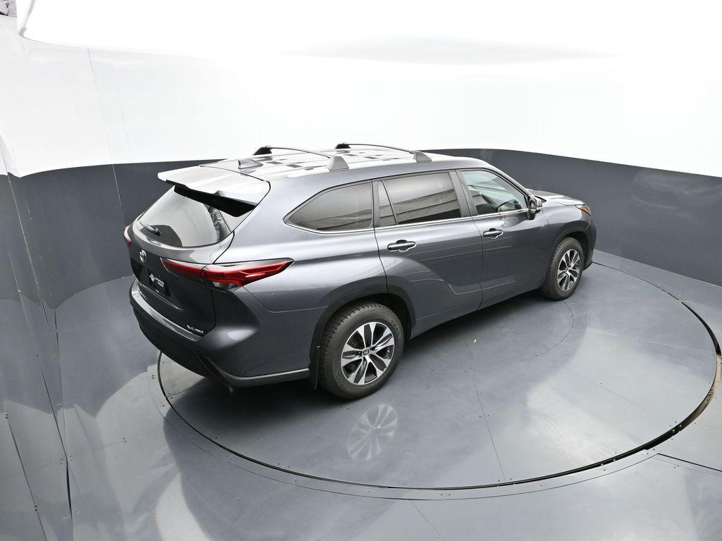 صورة مصغرة 37 لـ 2023 Toyota HIGHLANDER XLE