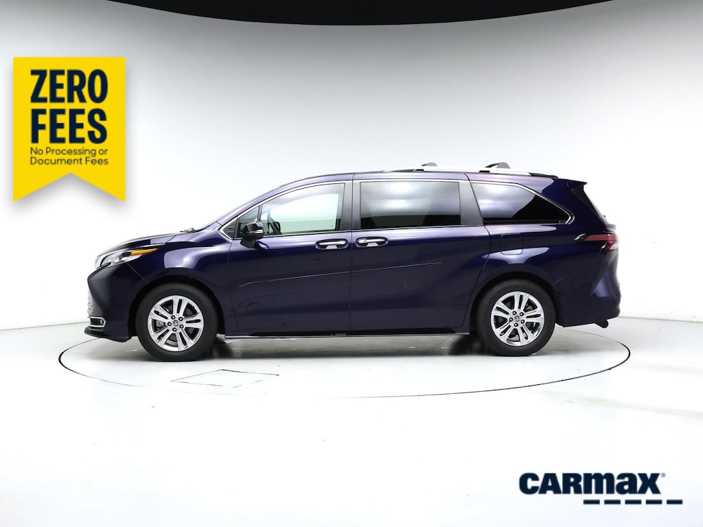 صورة 3 لـ 2022 Toyota SIENNA PLATINUM