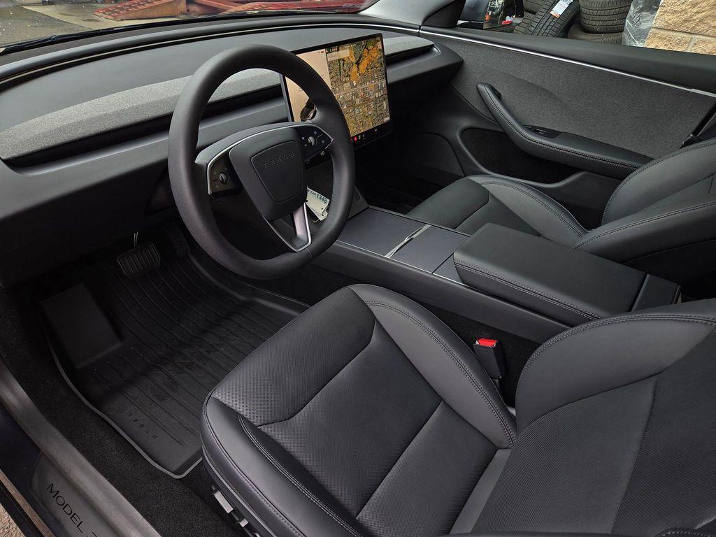 TESLA MODEL 3 BASE - 9