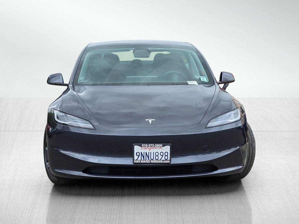 TESLA MODEL 3 BASE - 2