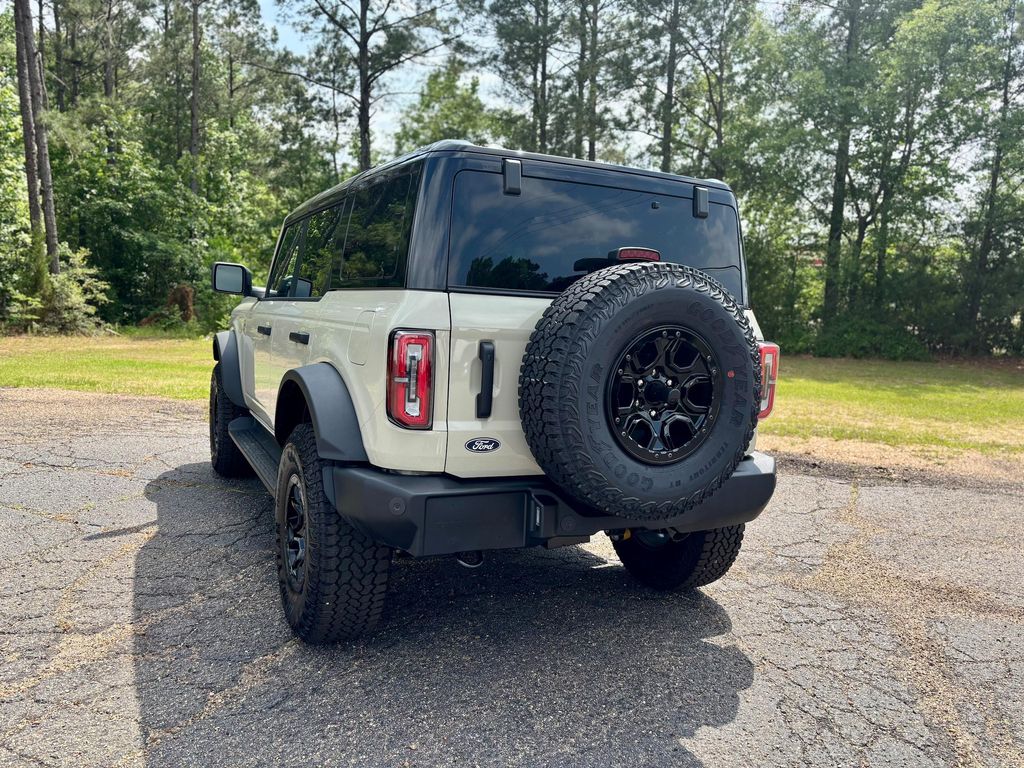 FORD BRONCO - 2