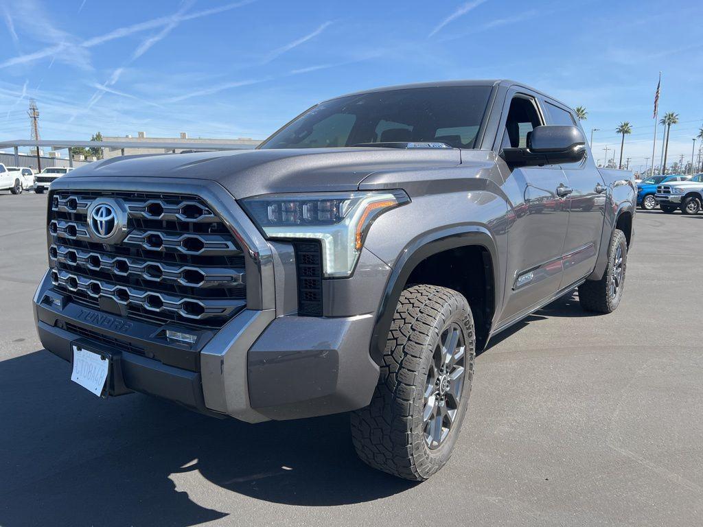 TOYOTA TUNDRA - 3