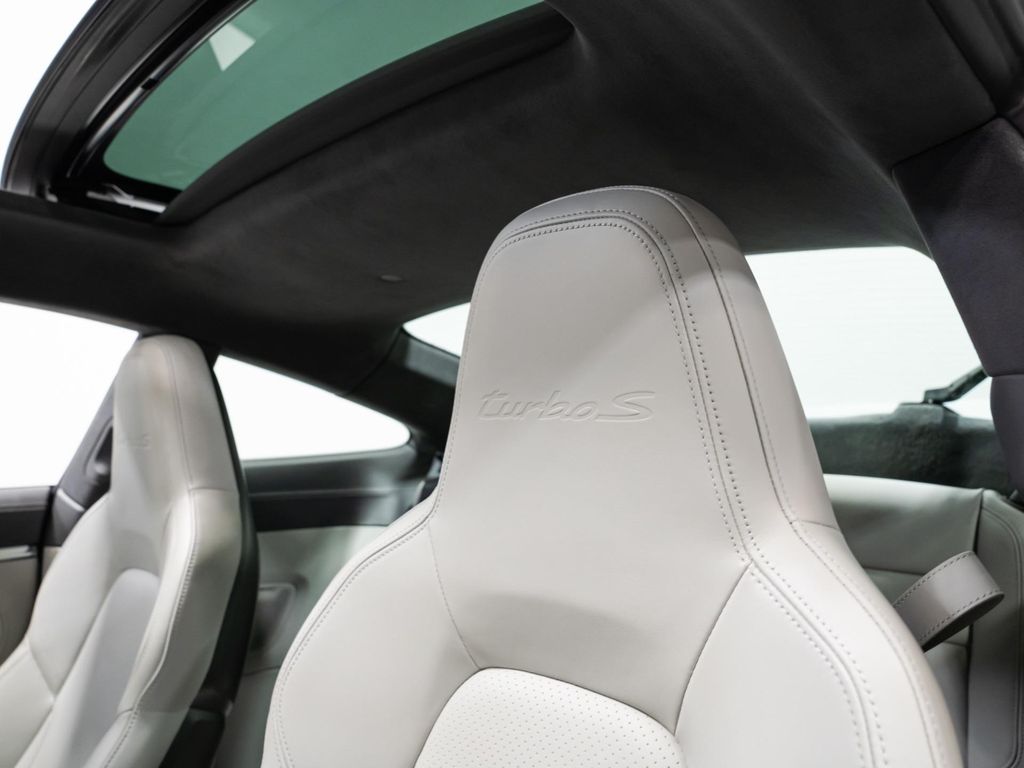 2023 Porsche 911 TURBO S — миниатюра 37