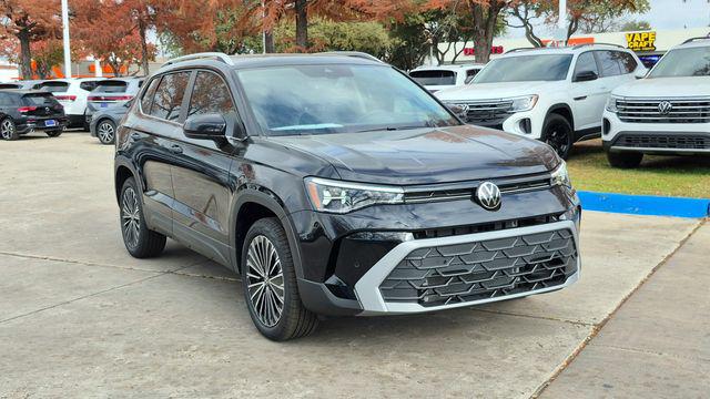 New 2026 Volkswagen Taos SE