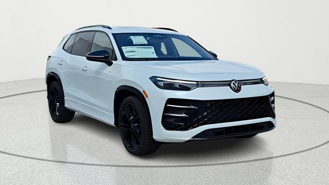 New 2026 Volkswagen Tiguan 2.0T SE R-Line Black