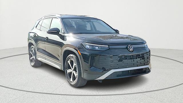 New 2026 Volkswagen Tiguan 2.0T SE