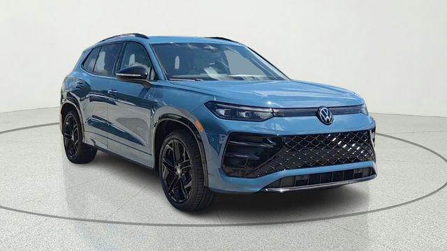 New 2026 Volkswagen Tiguan 2.0T SE R-Line Black
