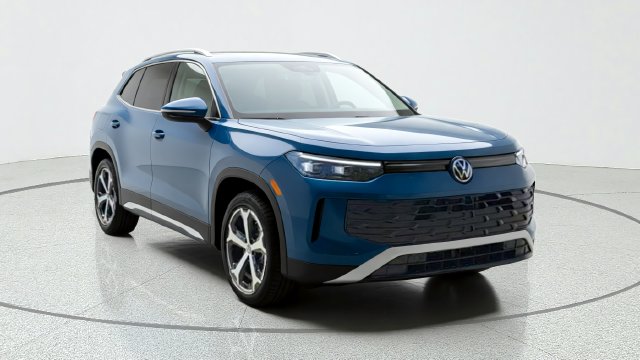 New 2026 Volkswagen Tiguan 2.0T SE