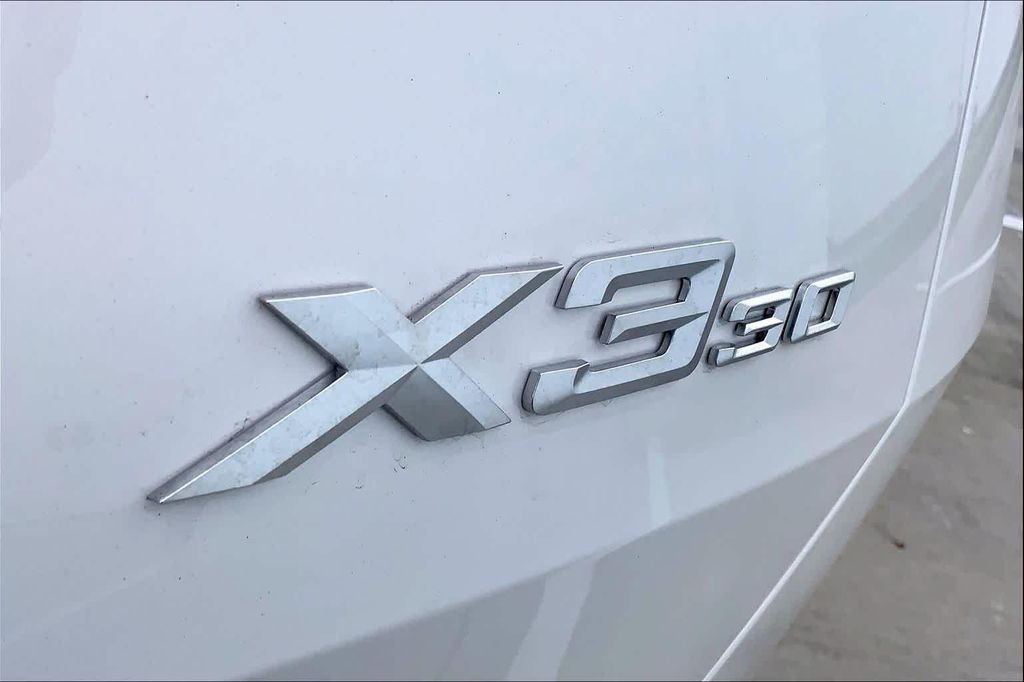 صورة مصغرة 15 لـ 2026 BMW X3 30 XDRIVE