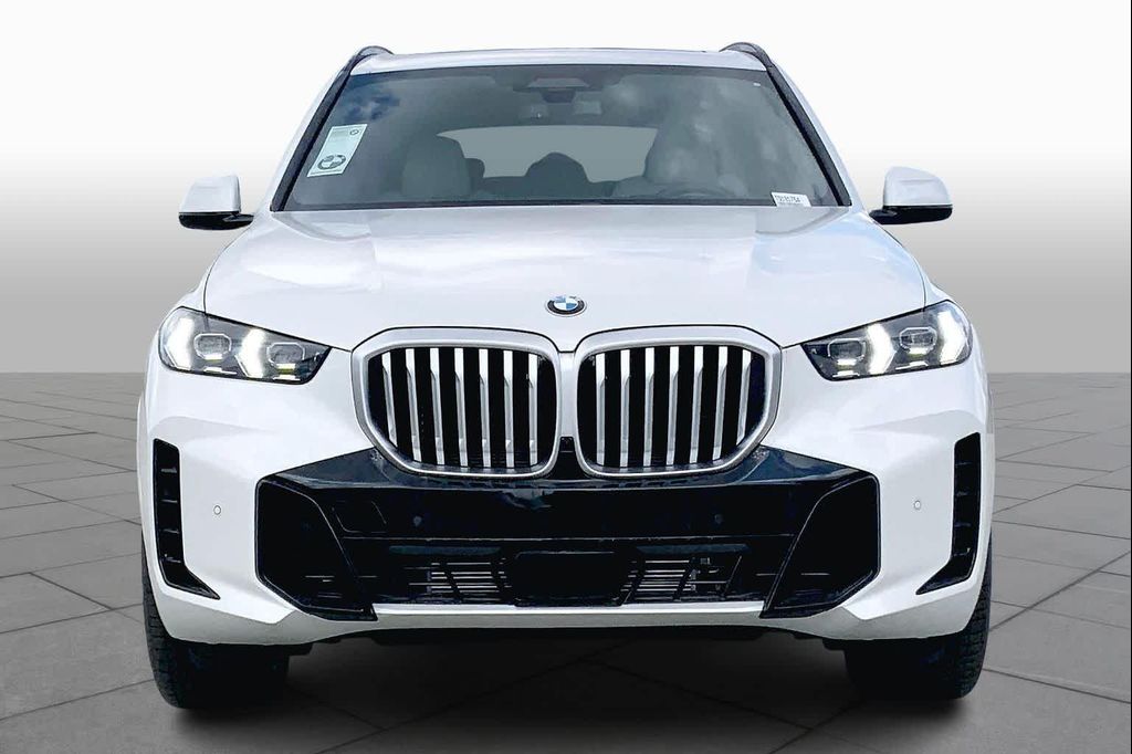 2026 BMW X5 XDRIVE40I photo 3
