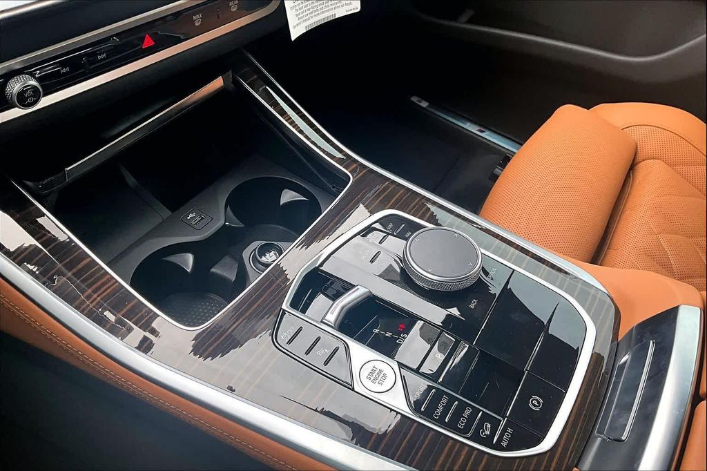 صورة مصغرة 16 لـ 2026 BMW X5 XDRIVE40I