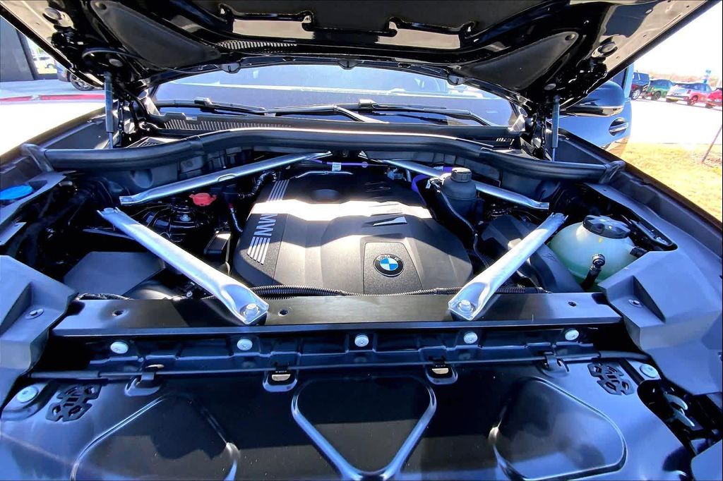 صورة مصغرة 16 لـ 2026 BMW X5 SDRIVE40I