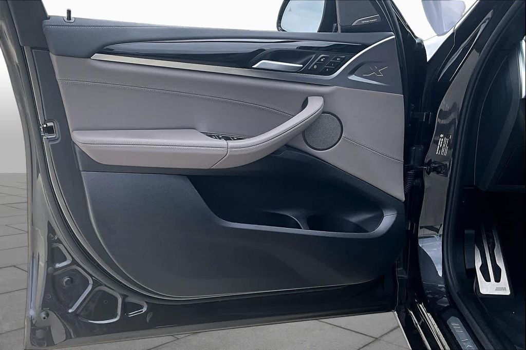 صورة مصغرة 24 لـ 2024 BMW X3 M AWD