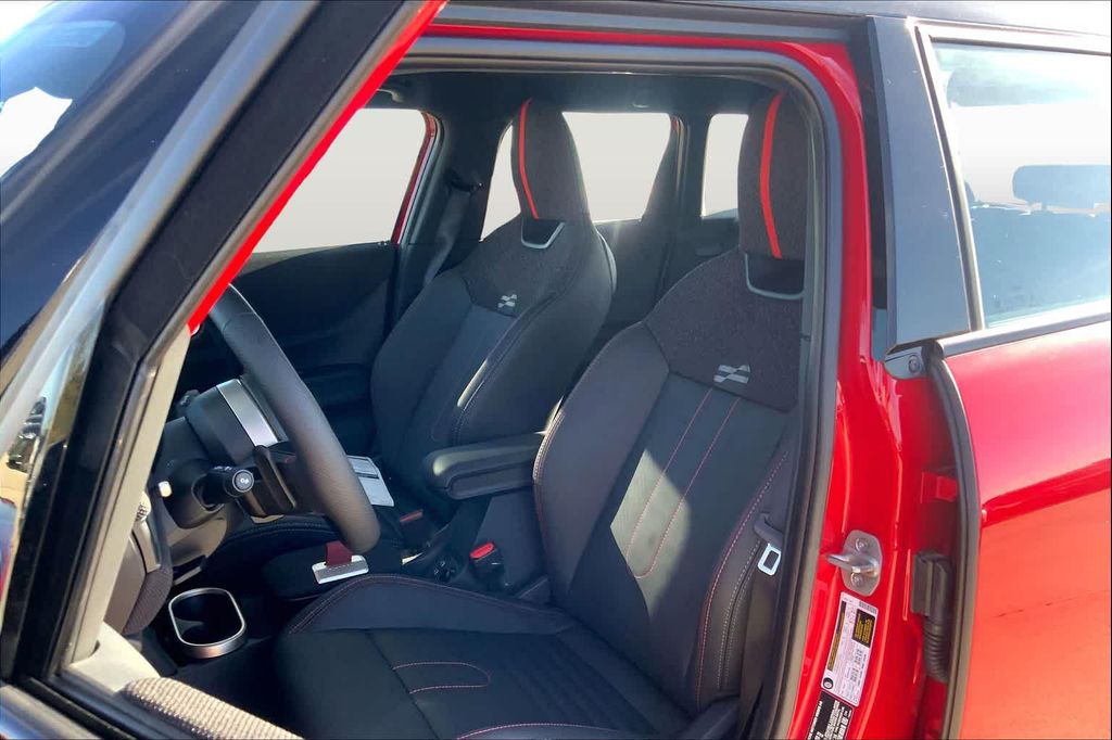 2026 MINI HARDTOP COOPER S — фото 9