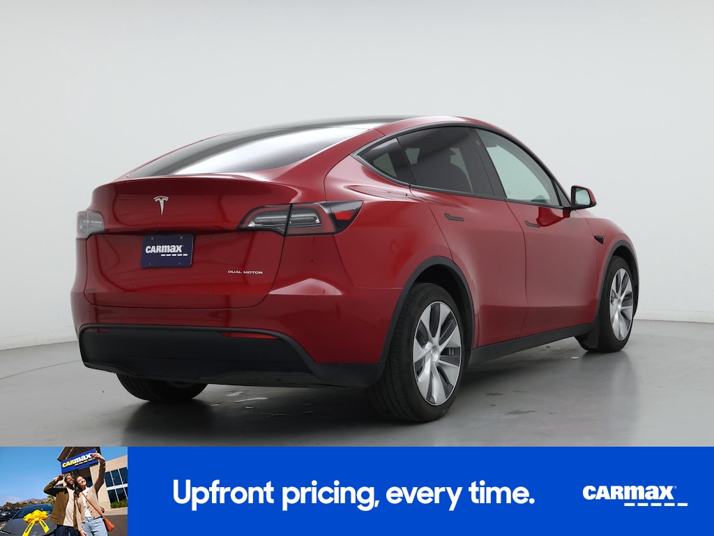 TESLA MODEL Y LONG RANGE - 10