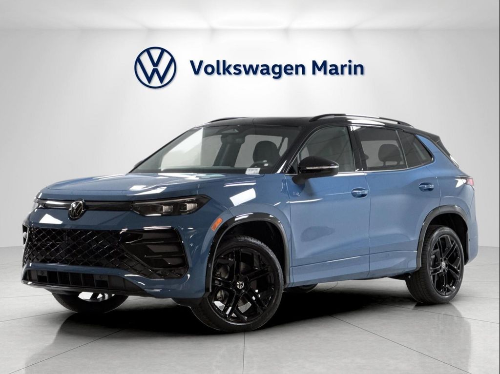 New 2026 Volkswagen Tiguan 2.0T SE R-Line Black 4MOTION